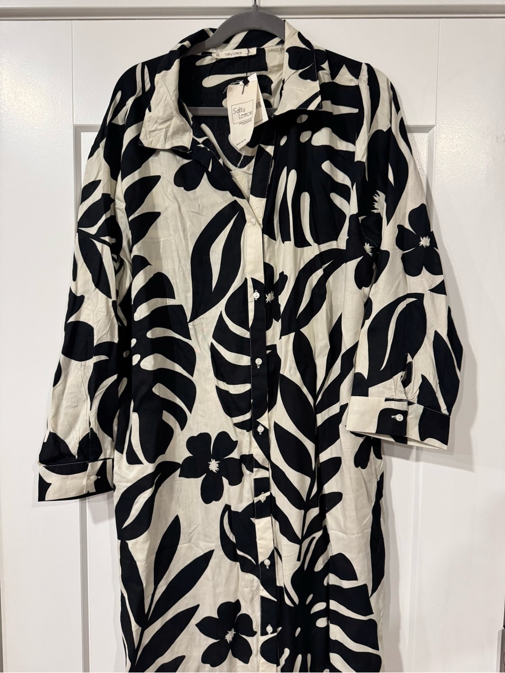 Black and White Floral Button-Down Tunic